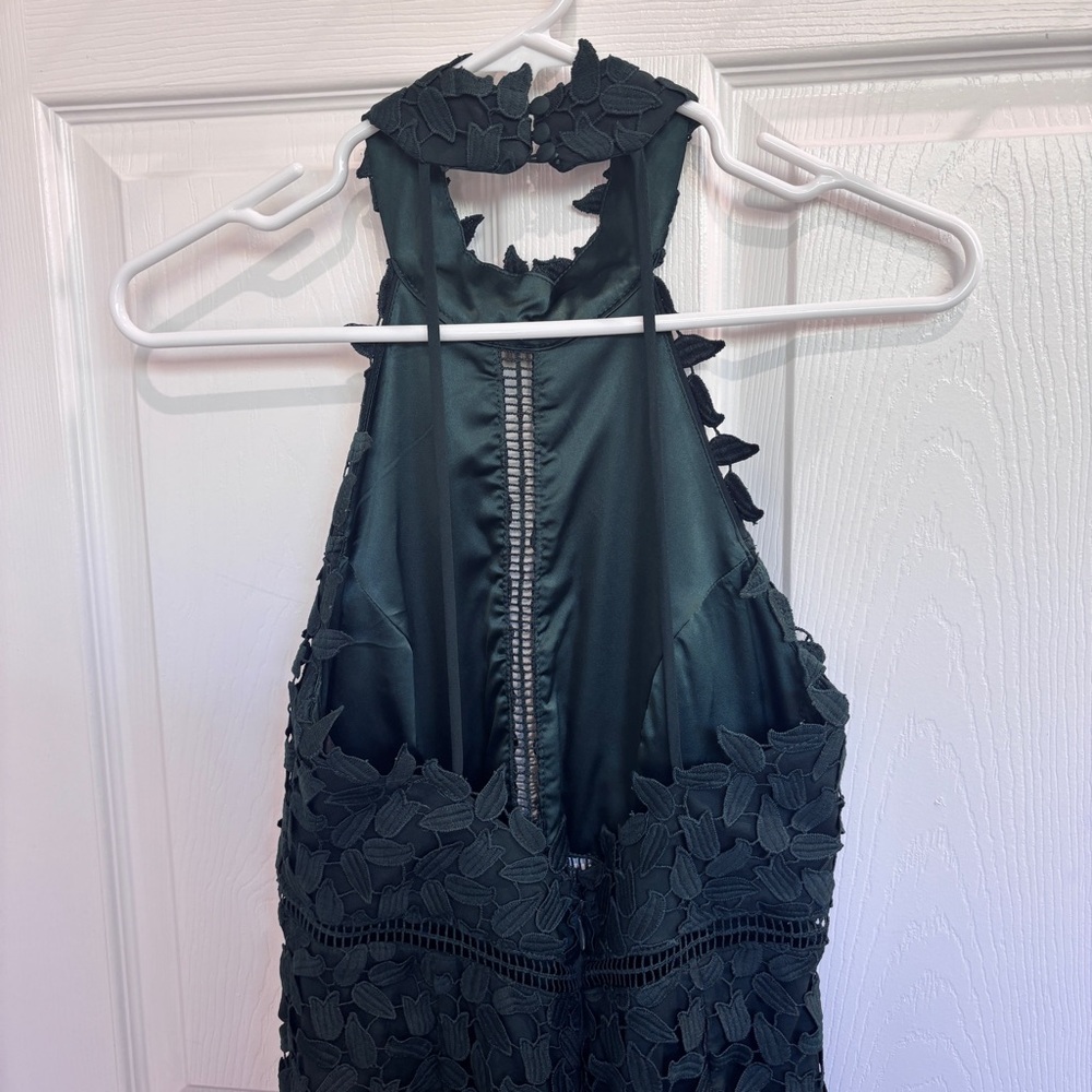 BARDOT Gemma Dress in Lily Green - Picture 7 of 9